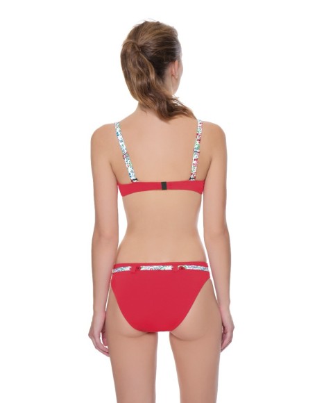 Braga bikini básica con cinturón