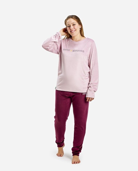 Pijama mujer de terciopelo color rosa palo y burdeos Glam