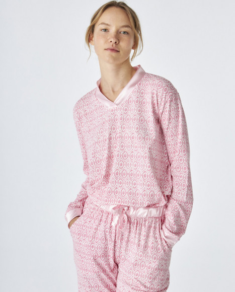 Pijama de mujer de algodón en color rosa Pijama de mujer de algodón en color rosa