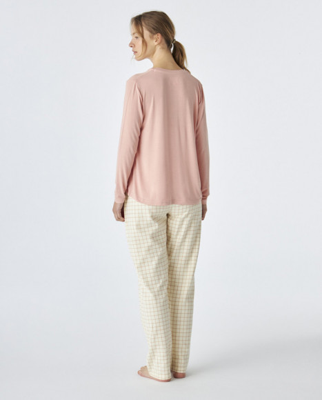 Pijama de mujer de tejido modal de color rosa a cuadros Pijama de mujer de tejido modal de color rosa a cuadros