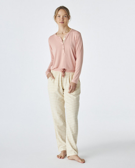 Pijama de mujer de tejido modal de color rosa a cuadros Pijama de mujer de tejido modal de color rosa a cuadros