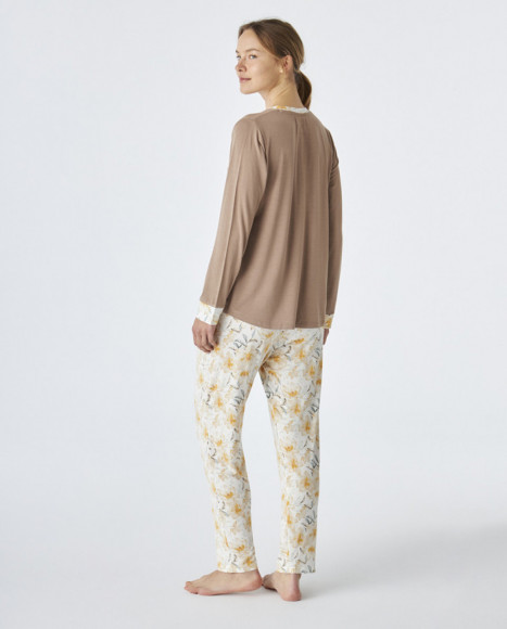 Pijama de mujer de tejido modal de color marrón estampado Pijama de mujer de tejido modal de color marrón estampado