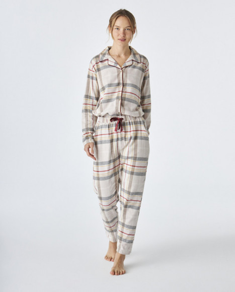 Pijama de mujer de algodón de color beig a cuadros Pijama de mujer de algodón de color beig a cuadros