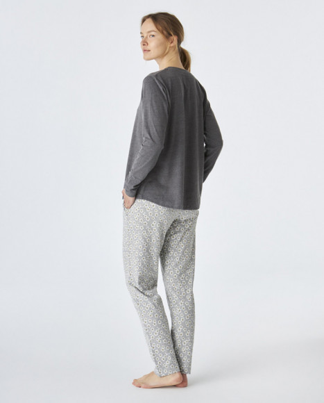 Pijama de mujer de algodón de color gris Pijama de mujer de algodón de color gris