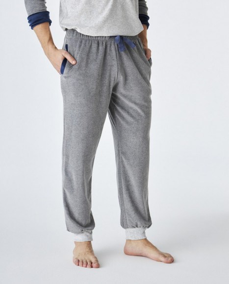 Pijama de hombre de terciopelo de color gris Pijama de hombre de terciopelo de color gris
