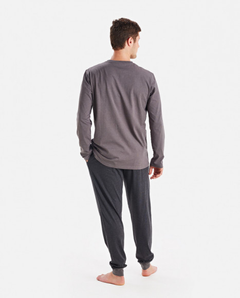 Pijama para hombre de algodón en color gris Pijama para hombre de algodón en color gris