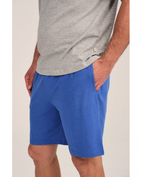 Pijama de hombre en gris y azul con estampado deportivo Pijama de hombre en gris y azul con estampado deportivo