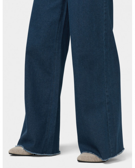 Pantalón mujer denim color azul bajo deshilachado y tejido elástico para un look casual