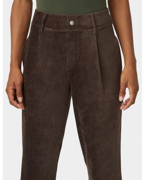 Pantalón mujer color marron tejido pana, con ajuste relajado Pantalón mujer color marron tejido pana, con ajuste relajado