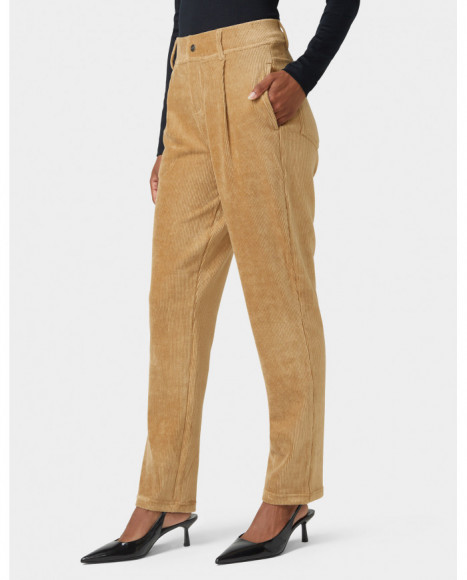 Pantalón mujer color camel tejido pana y bolsillos traseros funcionales Pantalón mujer color camel tejido pana y bolsillos traseros funcionales