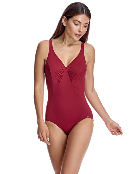 Bañador color burdeos para mujer clásico corte pico Bañador color burdeos para mujer clásico corte pico