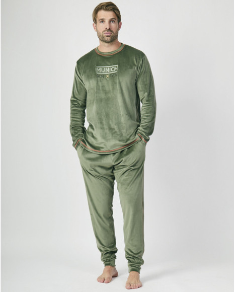 Pijama hombre suave de dos piezas en color verde con puños ajustados