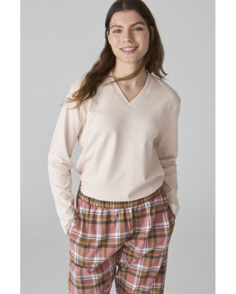 Conjunto de pijama de mujer en tono beige y cuadros rosas