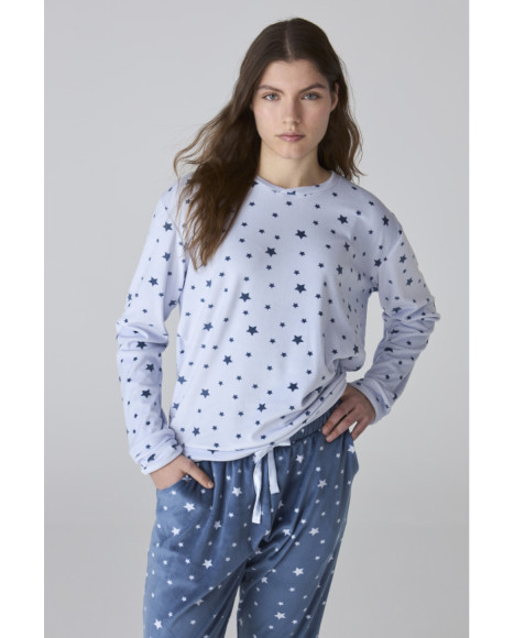 Conjunto de pijama de mujer en azul con estampado de estrellas