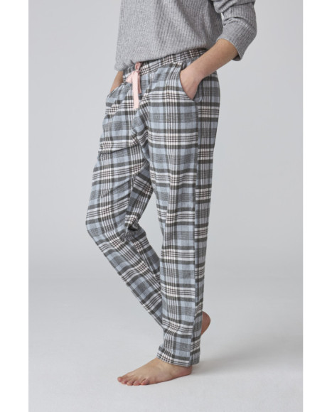 Pijama de mujer con pantalón de cuadros y camiseta de manga larga