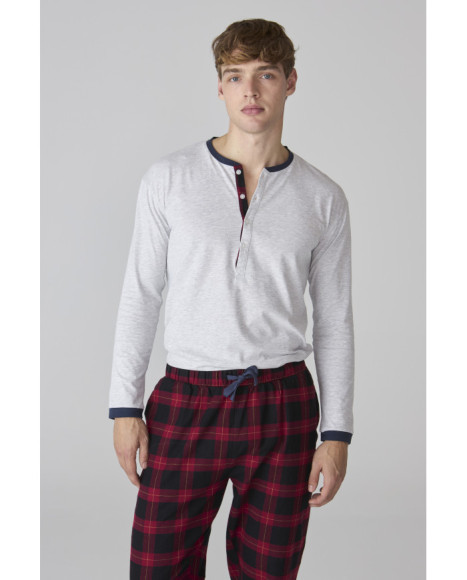 Pijama de hombre con camiseta gris y cuello henley