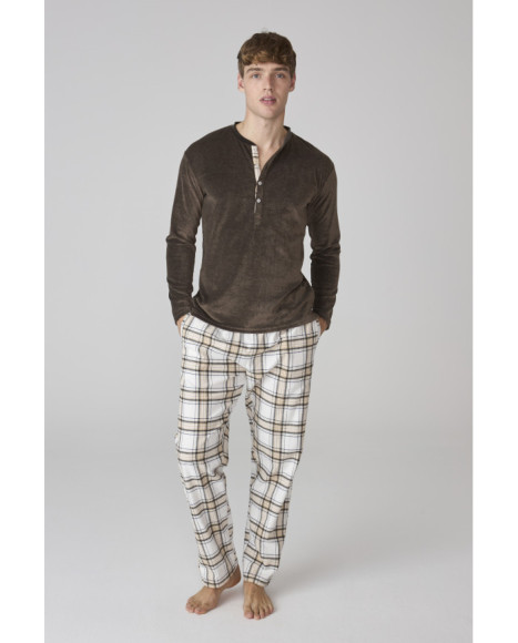 Conjunto de pijama para hombre en marrón y pantalón a cuadros
