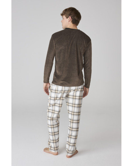 Conjunto de pijama para hombre en marrón y pantalón a cuadros