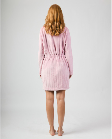 Bata corta de mujer rosa con cremallera y cinturón