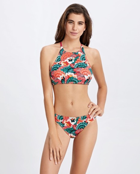 Braga bikini básica con camal alto